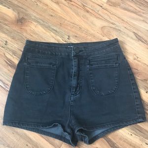 BDG Highwaisted Black Shorts Size 28